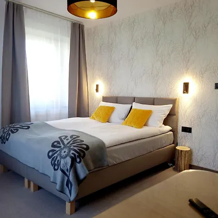 Bed & Breakfast Gorska Szrenicowka 3*